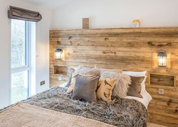 Bluebell Lodge - Florence Springs Lakeside Lodges, St Florence, Tenby