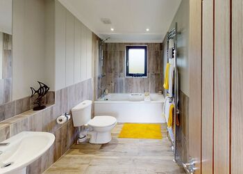 Jasmine Lodge - Florence Springs Lakeside Lodges, St Florence, Tenby