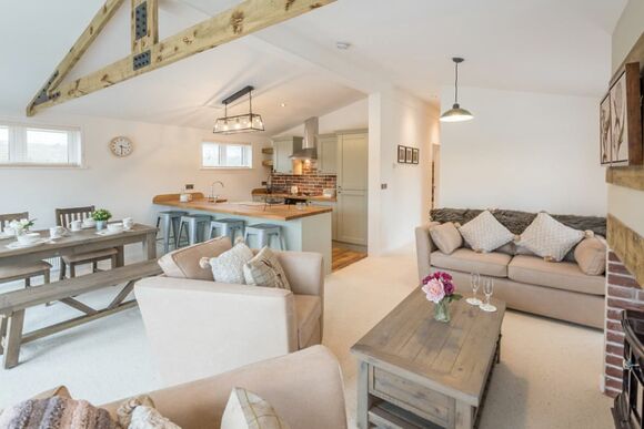 Chestnut Lodge - Florence Springs Lakeside Lodges, St Florence, Tenby