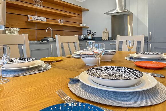 Honeysuckle Lodge - Florence Springs Lakeside Lodges, St Florence, Tenby