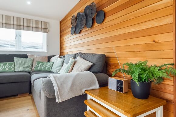 The Wellness Lodge - Florence Springs Lakeside Lodges, St Florence, Tenby