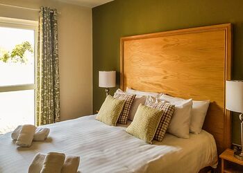 Hawaii - Flaxton Meadows Luxury Lodges, Flaxton