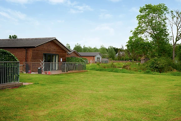 Minster - Flaxton Meadows Luxury Lodges, Flaxton