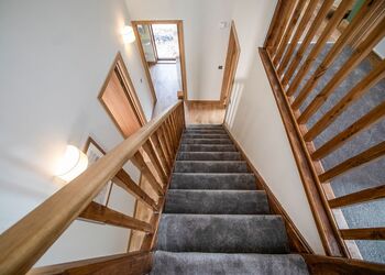 Golden Oak Treehouse (Pet) - Forest of Dean Lodges, Coleford