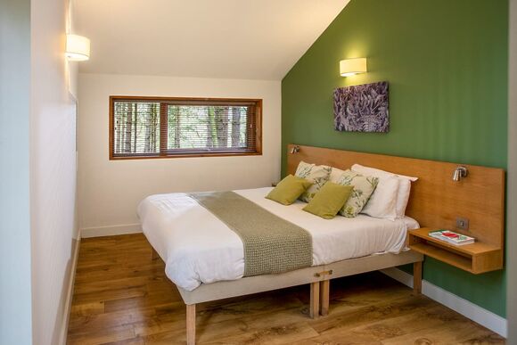 Golden Oak 3 Meadow Cabin - Forest of Dean Lodges, Coleford