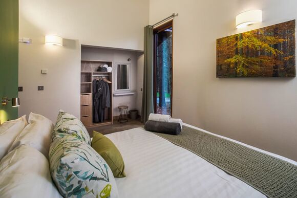 Golden Oak 4 Meadow Cabin - Forest of Dean Lodges, Coleford