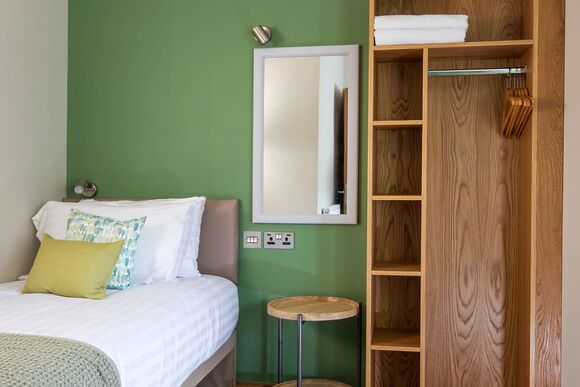 Golden Oak 4 Meadow Cabin - Forest of Dean Lodges, Coleford