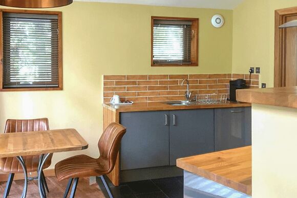 Golden Oak Hideaway (Pet) - Forest of Dean Lodges, Coleford
