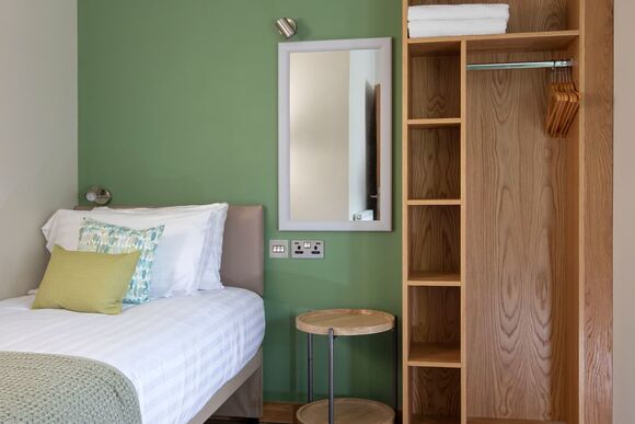 Golden Oak 4 Meadow Cabin (Pet) - Forest of Dean Lodges, Coleford