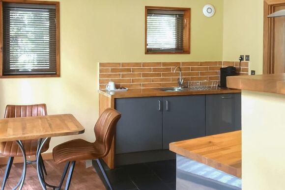 Golden Oak Hideaway - Forest of Dean Lodges, Coleford