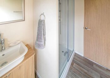 Sublime 2 Caravan (Pet) - Forest Edge, St. Leonards, Ringwood