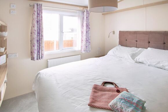 Sublime 2 Caravan - Forest Edge, St. Leonards, Ringwood