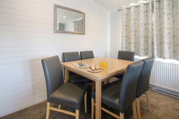 Select Plus 2 Lodge - Forest Edge, St. Leonards, Ringwood