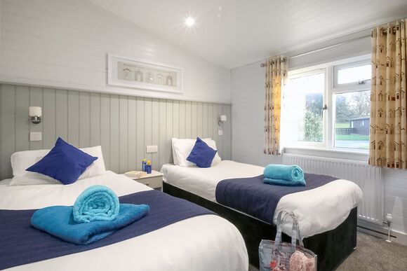 Superior Lodge Plus 3 - Forest Edge, St. Leonards, Ringwood