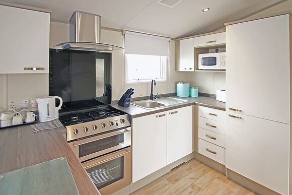 Sensation 3 (Pet) - Forest Edge, St. Leonards, Ringwood