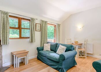 Dymock Spa - Ford Farm Lodges, Kilcot, Newent