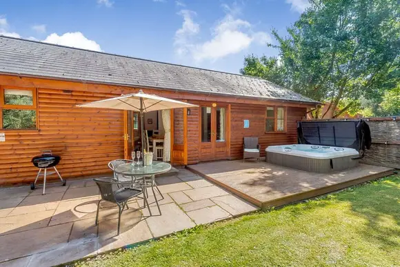 Ford Farm Lodges, Kilcot, Newent