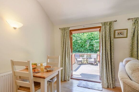 Dymock Spa - Ford Farm Lodges, Kilcot, Newent