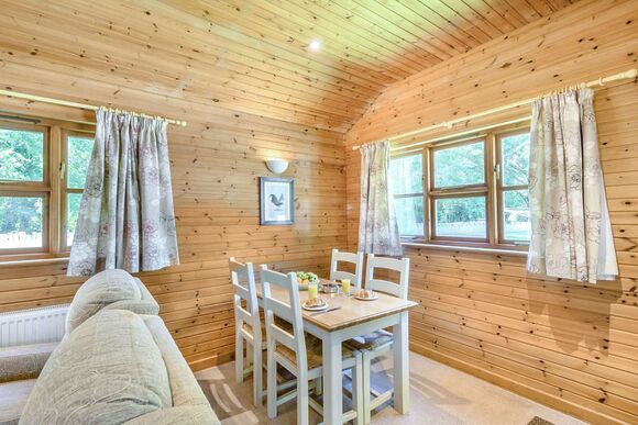 Arlington Alpine - Ford Farm Lodges, Kilcot, Newent