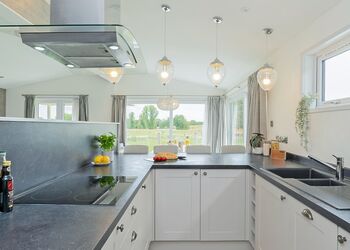 Elite Plus Spa Lodge 3 - Aspen Lodge Escape, Bury St Edmunds