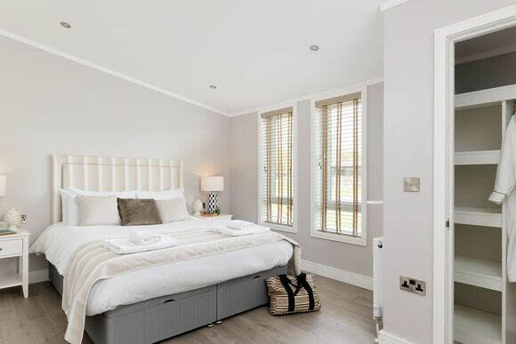 Elite Plus Spa Lodge 3 (Sleeps 7) - Aspen Lodge Escape, Bury St Edmunds