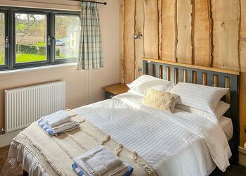 Lodge 2 Bed VIP 2 - The Warrens at Foxtail, Gledrid, Chirk