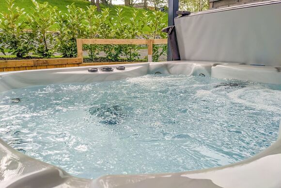 Lodge 2 VIP Pets - The Warrens at Foxtail, Gledrid, Chirk