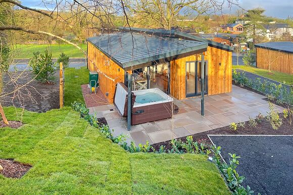 Lodge 2 VIP Pets 4 - The Warrens at Foxtail, Gledrid, Chirk