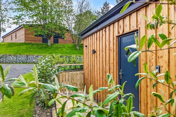Lodge 2 VIP Pets 4 - The Warrens at Foxtail, Gledrid, Chirk