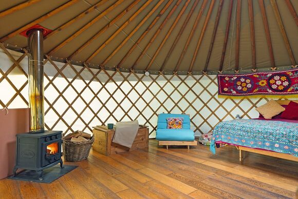 Florence Springs Yurt - Florence Springs Glamping, St Florence, Tenby