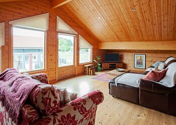 The Suntrap - Fairway Lakes Lodges, Fritton