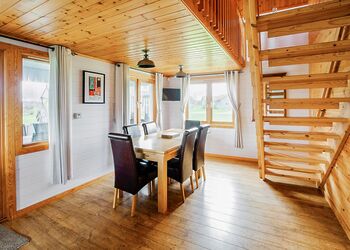 The Bluebells - Fairway Lakes Lodges, Fritton