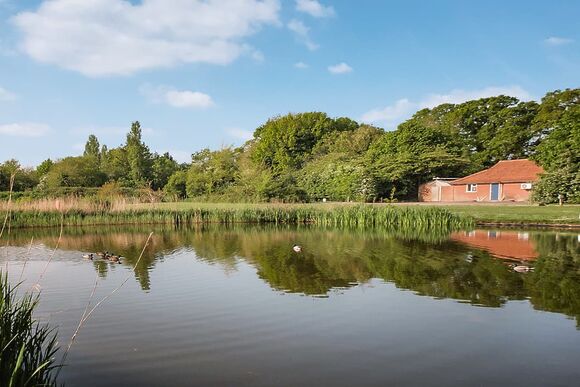 The Views - Fairway Lakes Lodges, Fritton