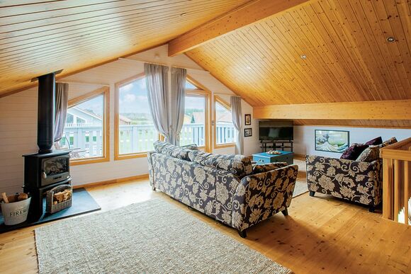 The Bluebells - Fairway Lakes Lodges, Fritton