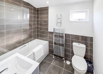 Executive Lodge with Hot Tub - Foxhunter Park, Monkton, Nr Ramsgate