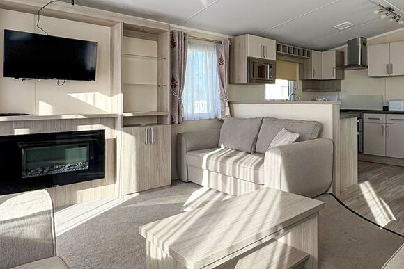 Canterbury 4 (Pet) - Foxhunter Park, Monkton, Nr Ramsgate