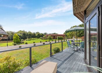 Sandringham Lodge - Gadlas Park, Ellesmere