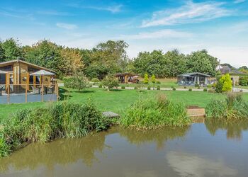 Buckingham Lodge - Gadlas Park, Ellesmere