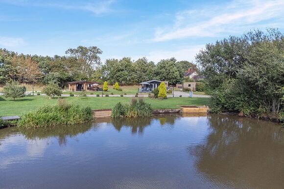 Sandringham Lodge - Gadlas Park, Ellesmere