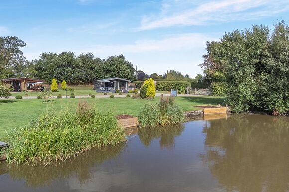 Sandringham Lodge - Gadlas Park, Ellesmere