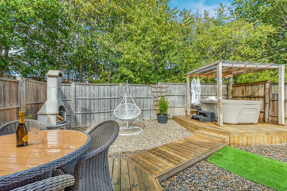 Buckingham Lodge - Gadlas Park, Ellesmere