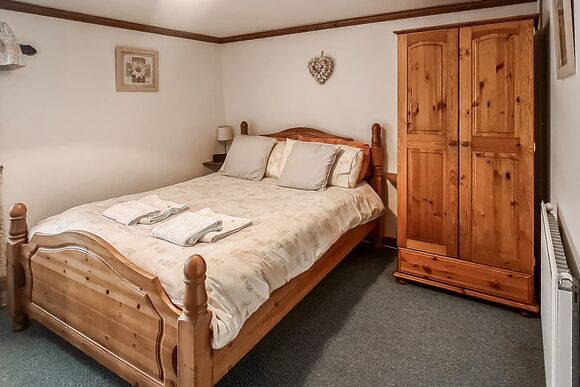 Cerrig Cottage - Garnffrwd Park, Pontyberem, Carmarthenshire