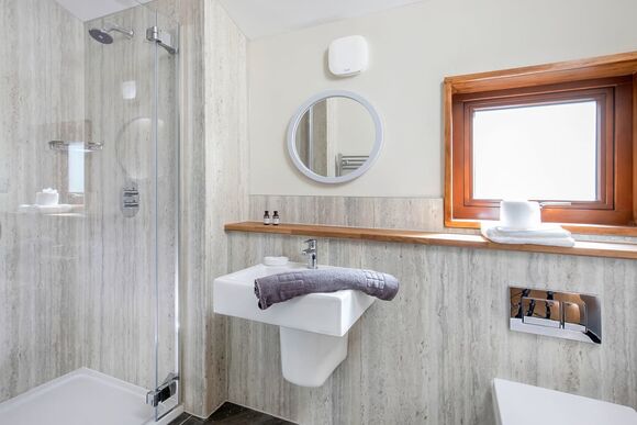 Golden Oak Treehouse - Garwnant Brecon Beacons, Merthyr Tydfil