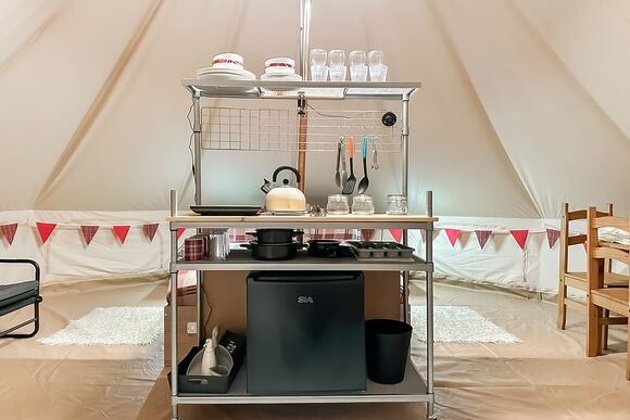 Scotch Mist - Glamp @ The Priory, Aldeby