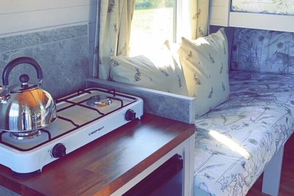 Curly Cow - Glamp @ The Priory, Aldeby