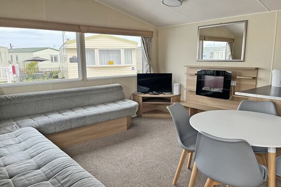 Silver 6 - Golden Gate Holiday Centre, Towyn, Conwy