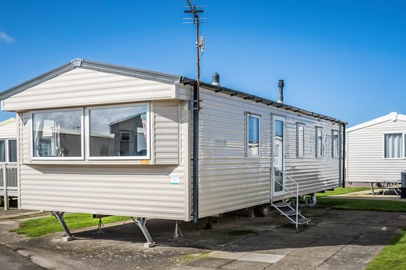 Silver 8 - Golden Gate Holiday Centre, Towyn, Conwy