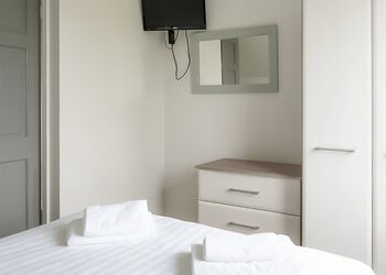 Ocean Tide Villa 3 Hot Tub - Golden Coast Holiday Park, Woolacombe