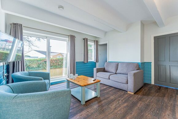 Shoreline Apartment 3 (Pets Welcome) - Golden Coast Holiday Park, Woolacombe
