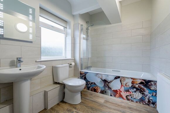 Shoreline Apartment Plus 3 (Pets Welcome) - Golden Coast Holiday Park, Woolacombe